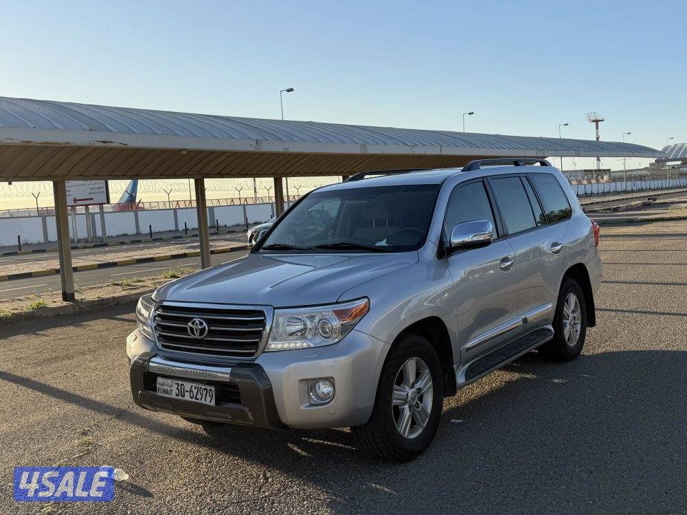 للبيع لاند كروزر GXR 20150