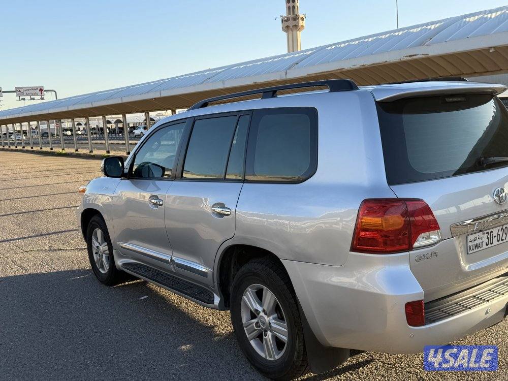 للبيع لاند كروزر GXR 20159