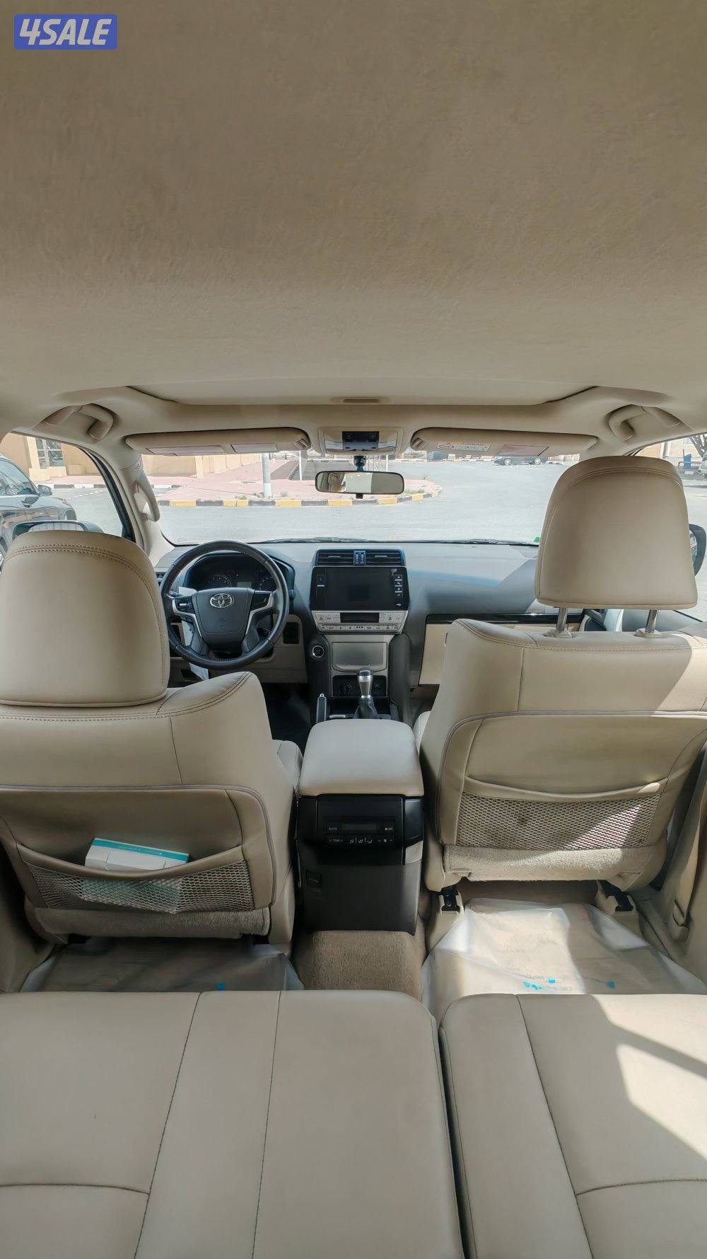 برادو 2022 فل مع فتحه صبغ وكاله جلد بحاله ممتازه عداد 72 الف نظيفه7