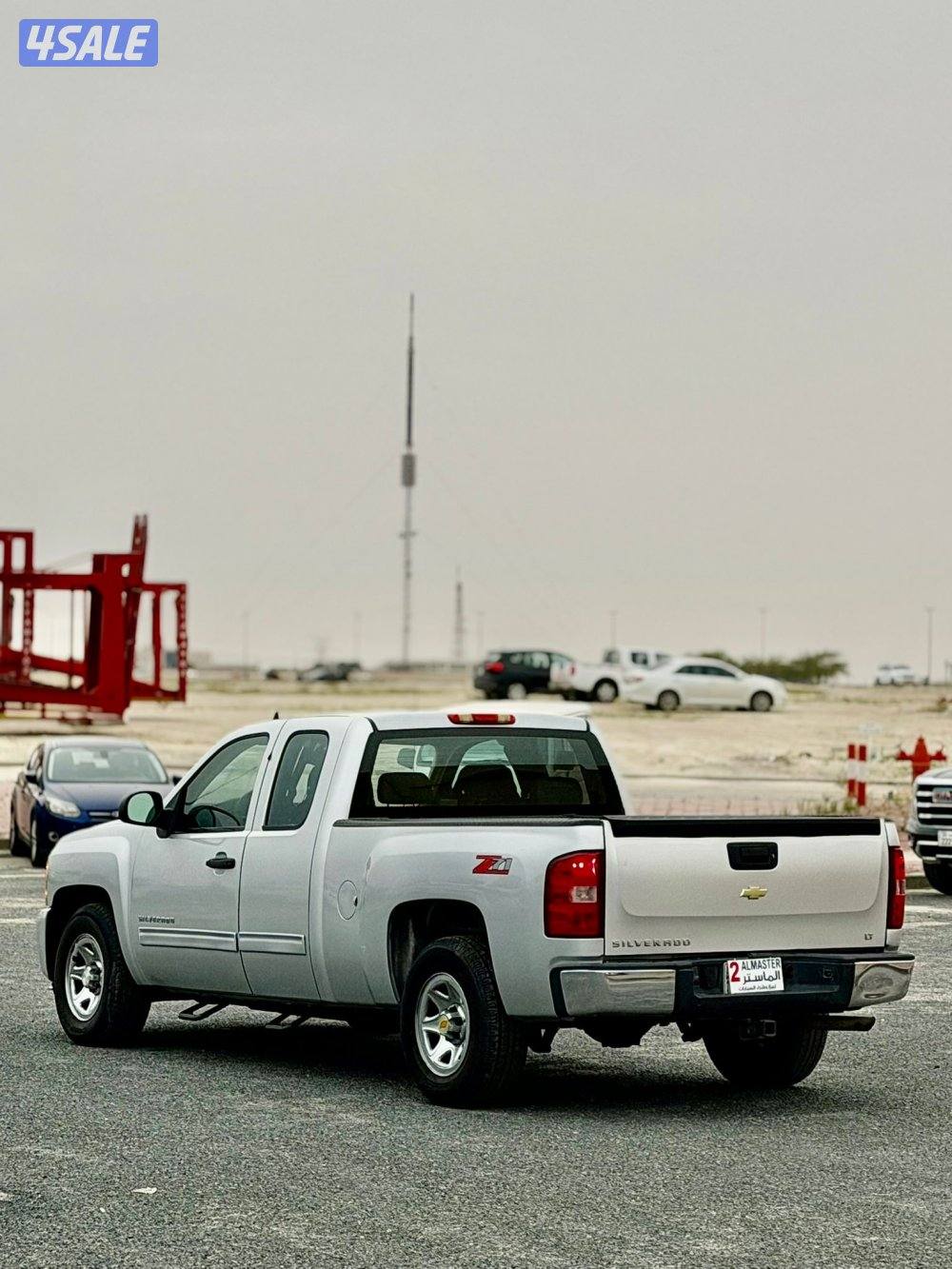 للبيع سلفرادو  موديل 2013 عداد 265 ميل دبل قير4