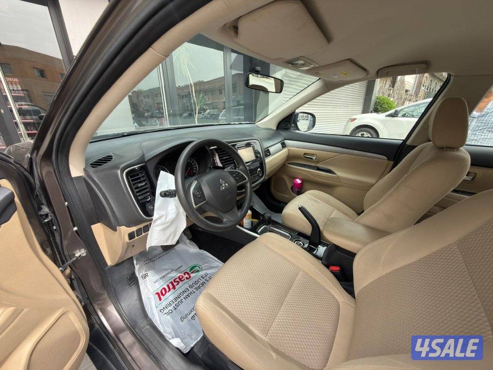 أوتلاندر موديل 20185