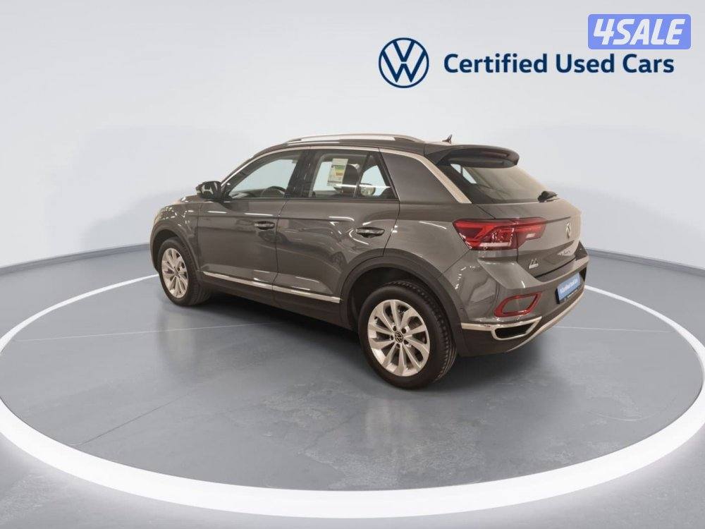 volkswagen T-Roc4