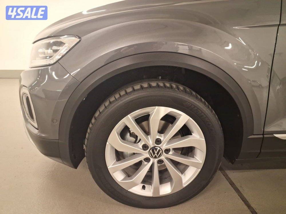 volkswagen T-Roc8
