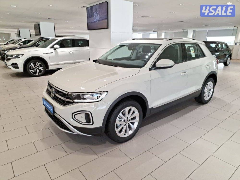 volkswagen T-Roc8