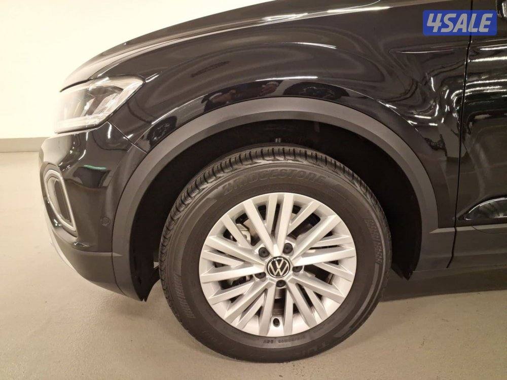 volkswagen T-Roc9