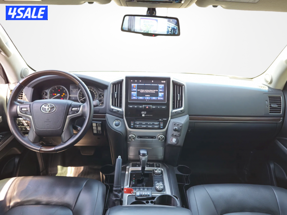 Toyota Land Cruiser4