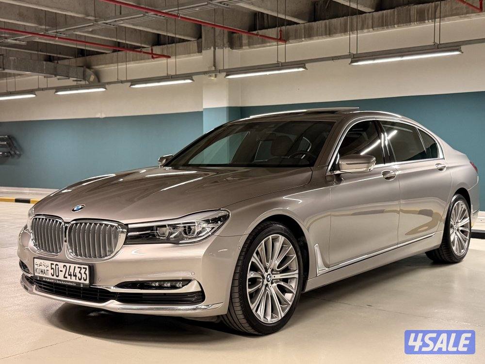 للبيع BMW 740 LI عداد 49 الف وارد الغانم0