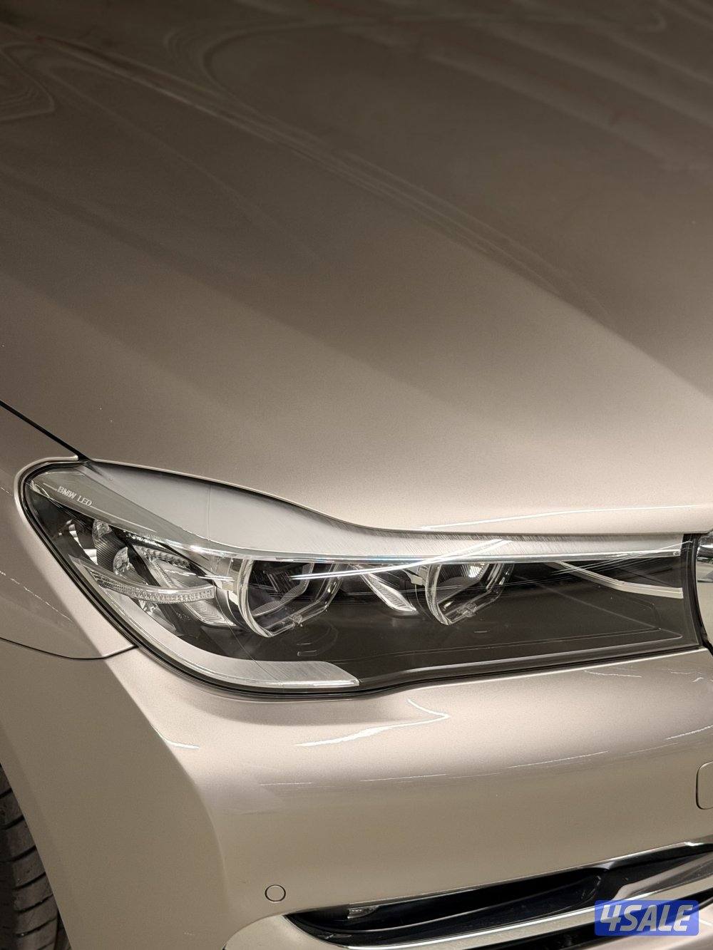 للبيع BMW 740 LI عداد 49 الف وارد الغانم4