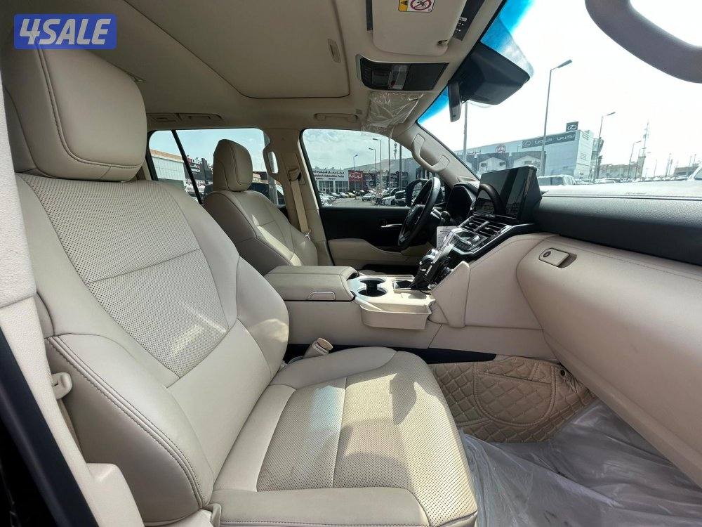 تويوتا لاند كروزر GX.R AEROs  twin turbo.V6 موديل 2025 ماشى 24.000 k.m5