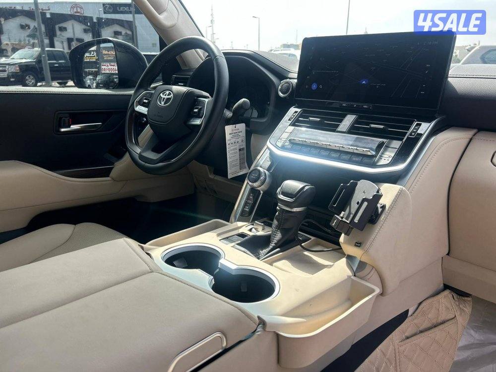 تويوتا لاند كروزر GX.R AEROs  twin turbo.V6 موديل 2025 ماشى 24.000 k.m7