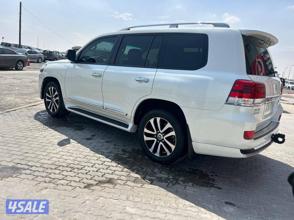 لاند كروزر GX.R-قراند تورينق .V8 موديل 2019 ماشى 209.000 k.m2