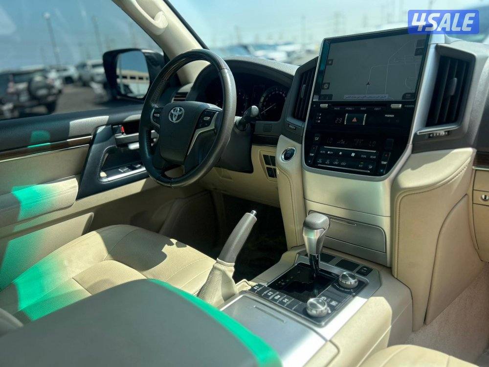 لاند كروزر GX.R-قراند تورينق .V8 موديل 2019 ماشى 209.000 k.m7