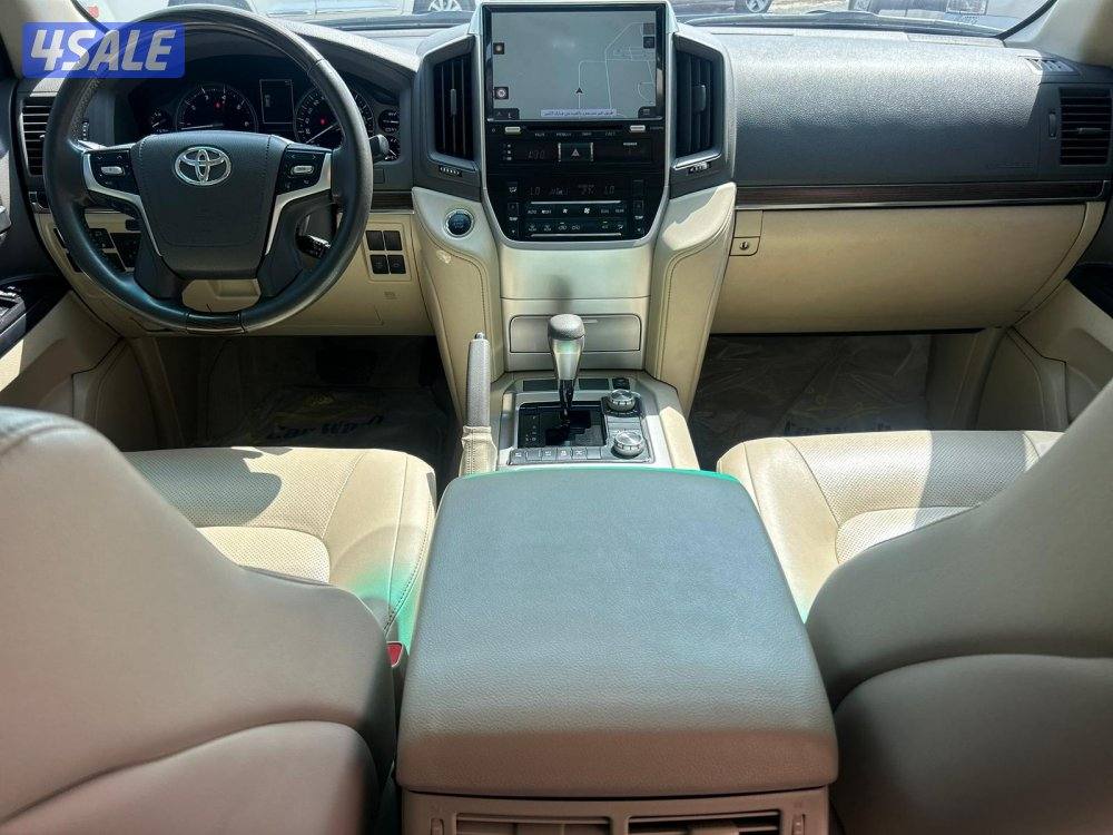 لاند كروزر GX.R-قراند تورينق .V8 موديل 2019 ماشى 209.000 k.m6