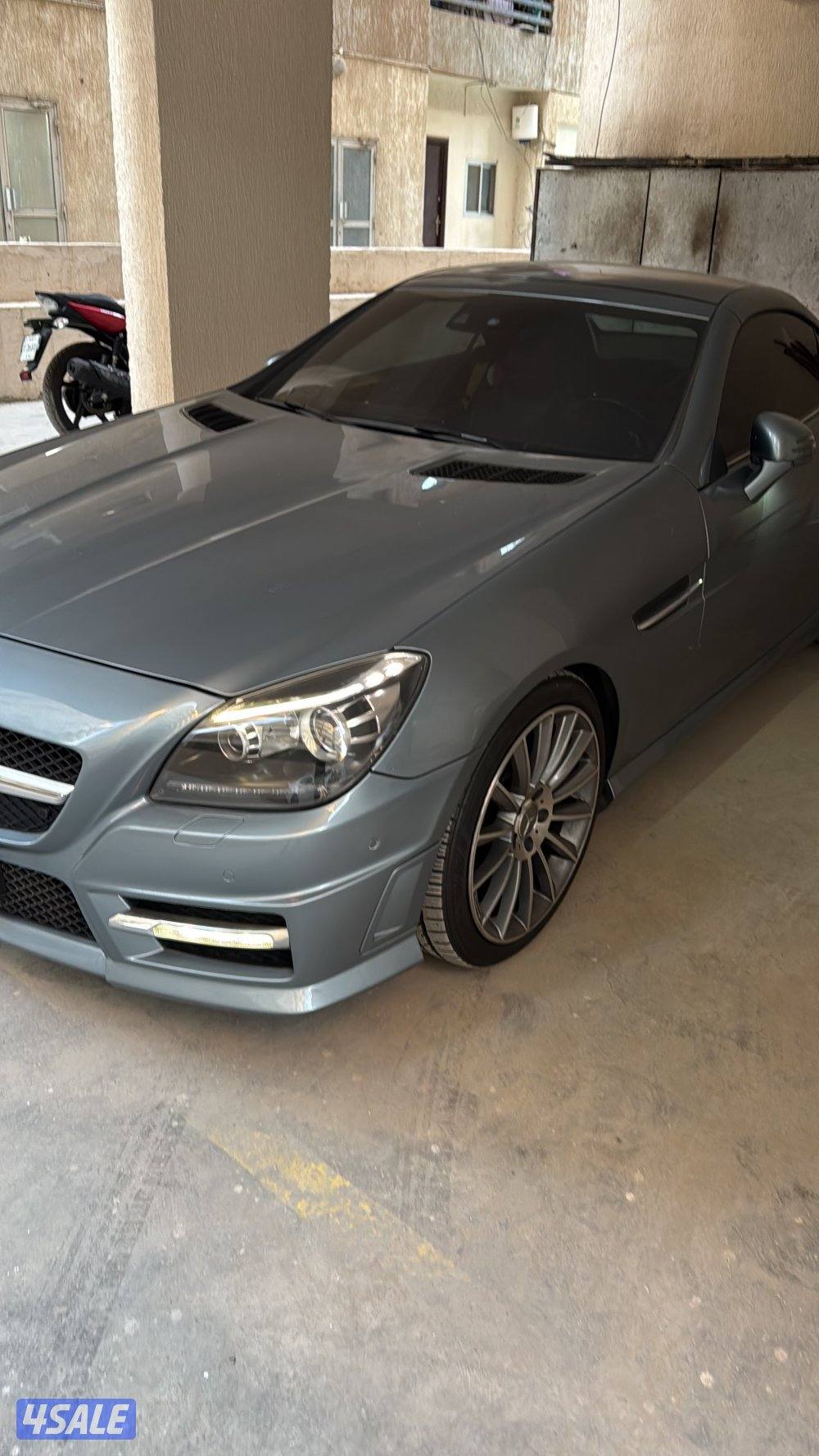 للبيع مرسيدس slk200 موديل 2013 ماشي ١٤٠ الف3