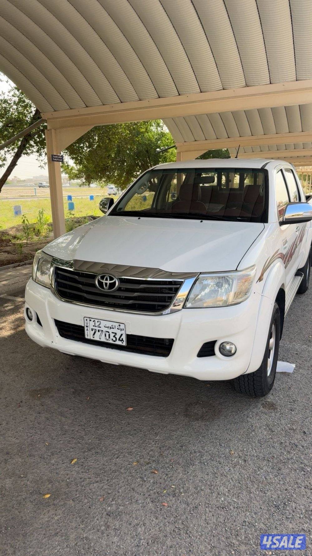 للبيع هايلكس 20141