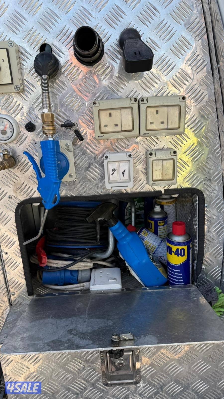 بيجو بارتنر ابيض - سيارة غسيل8