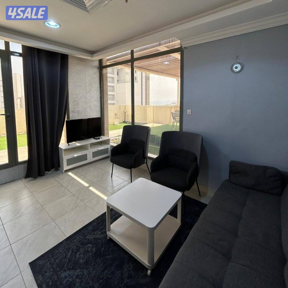 شقة مفروشة إطلالة بحرية مع روف للإيجار في السالمية1