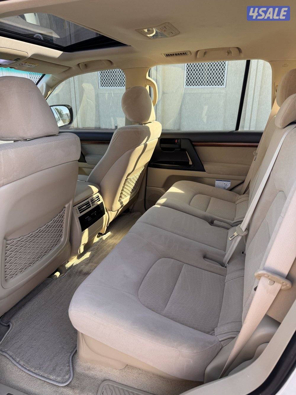 للبيع لاندكروزر gxr موديل ٢٠١٧7