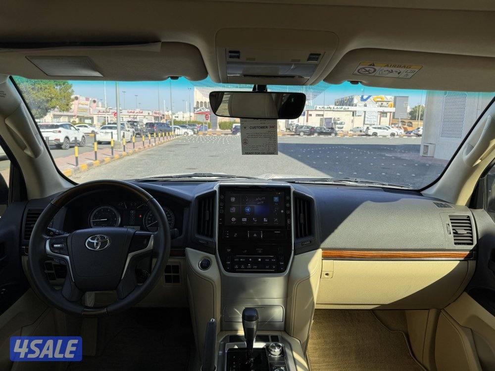 للبيع لاندكروزر gxr موديل ٢٠١٧10