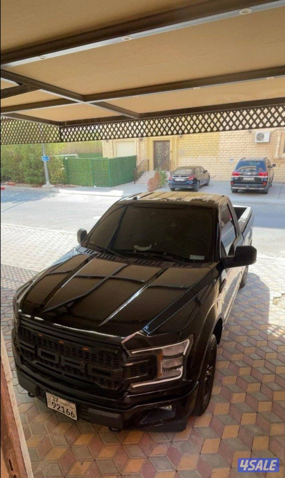 وانيت F-150 اسود1