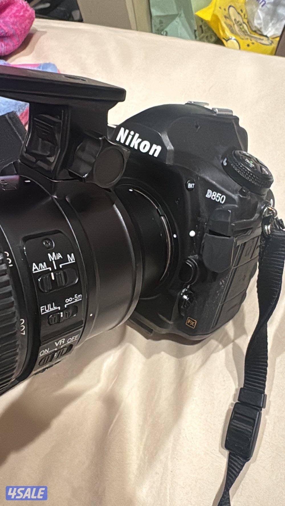 كاميرة نيكون D850 مع عدسات 24-70 و70-200 و 80-400 وعدسة مايكرو 70-1807