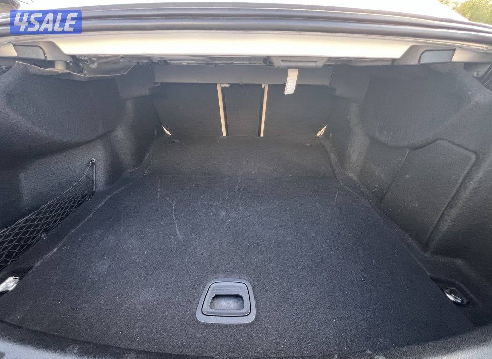 للبيع مرسيدس E200 موديل 2022  ( شـرط الـفـحـص ) عداد 55 فـقـط13