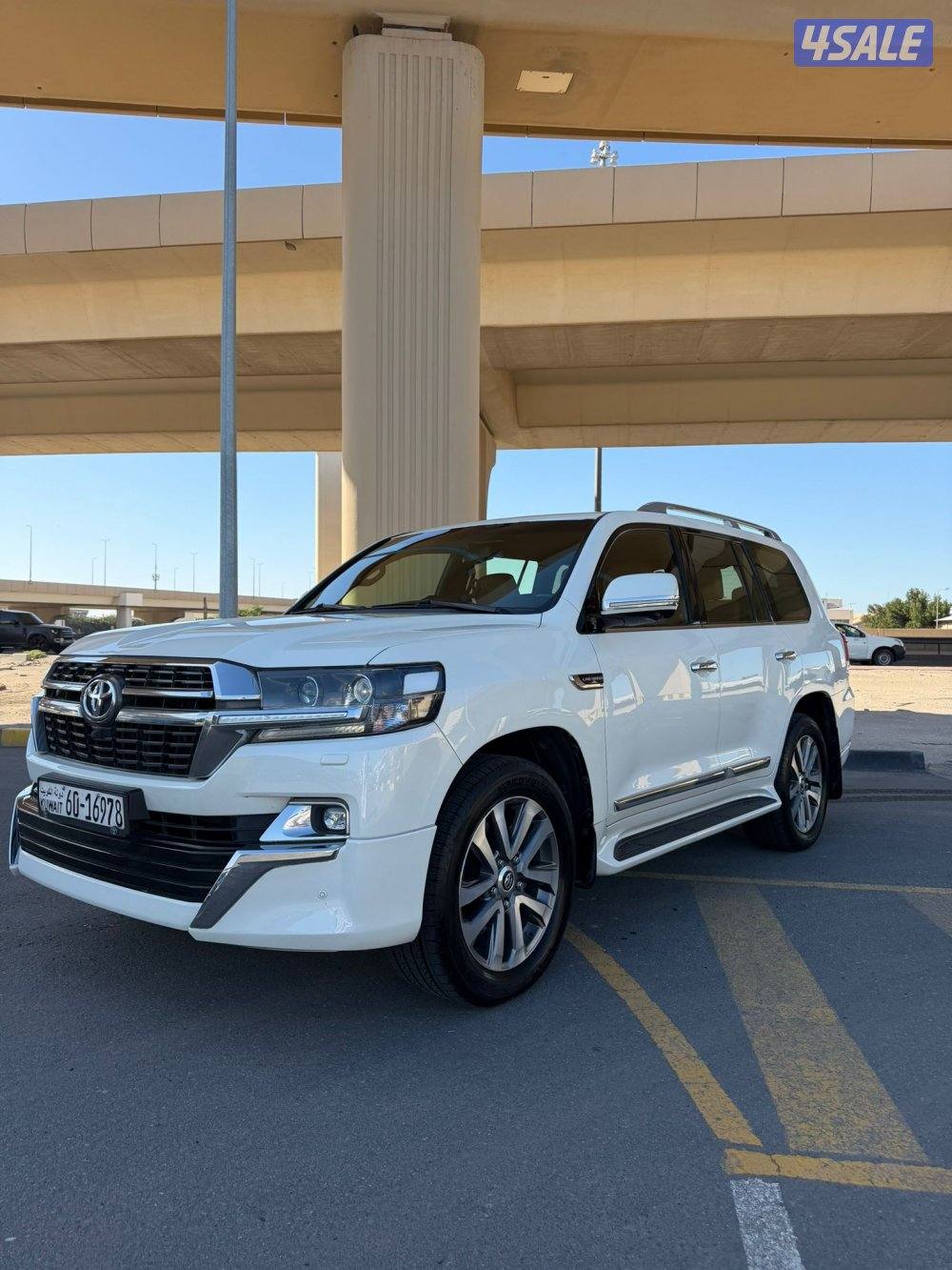 لاندكروز موديل 2021 سقنيجر عداد 1493