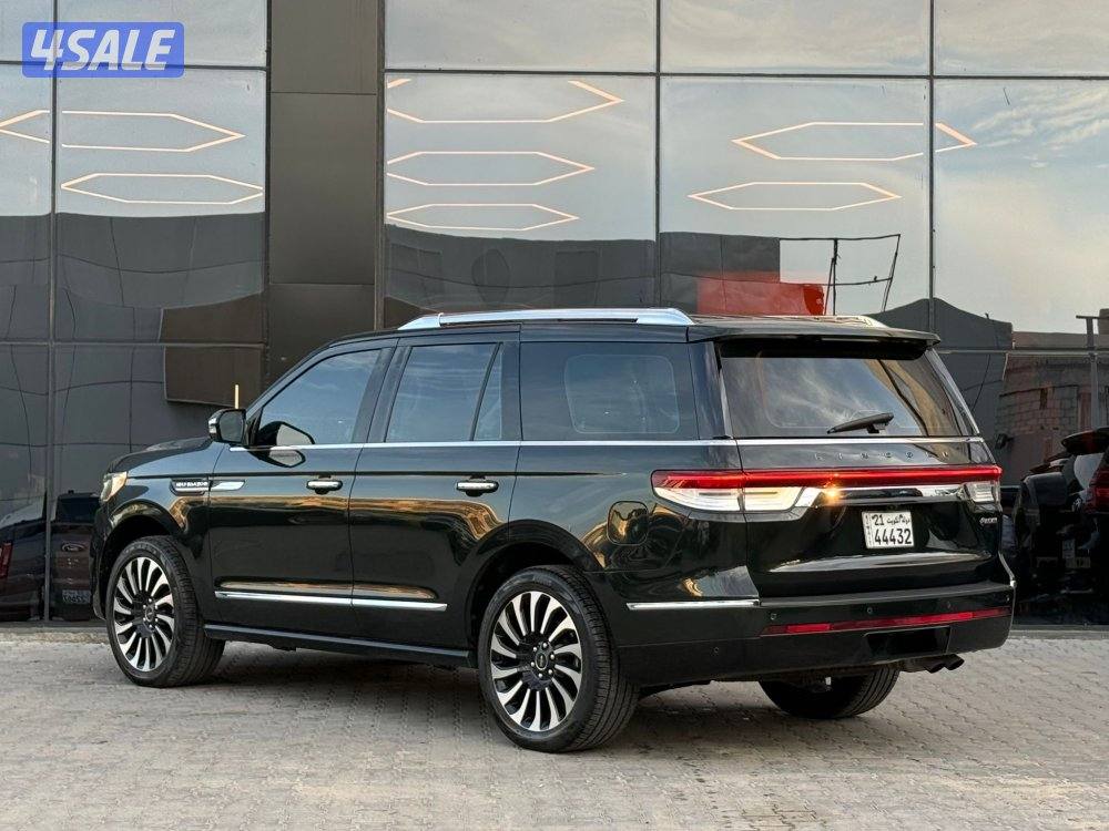 LINCOLN NAVIGATOR _2022 عداد 49 الف فقط3