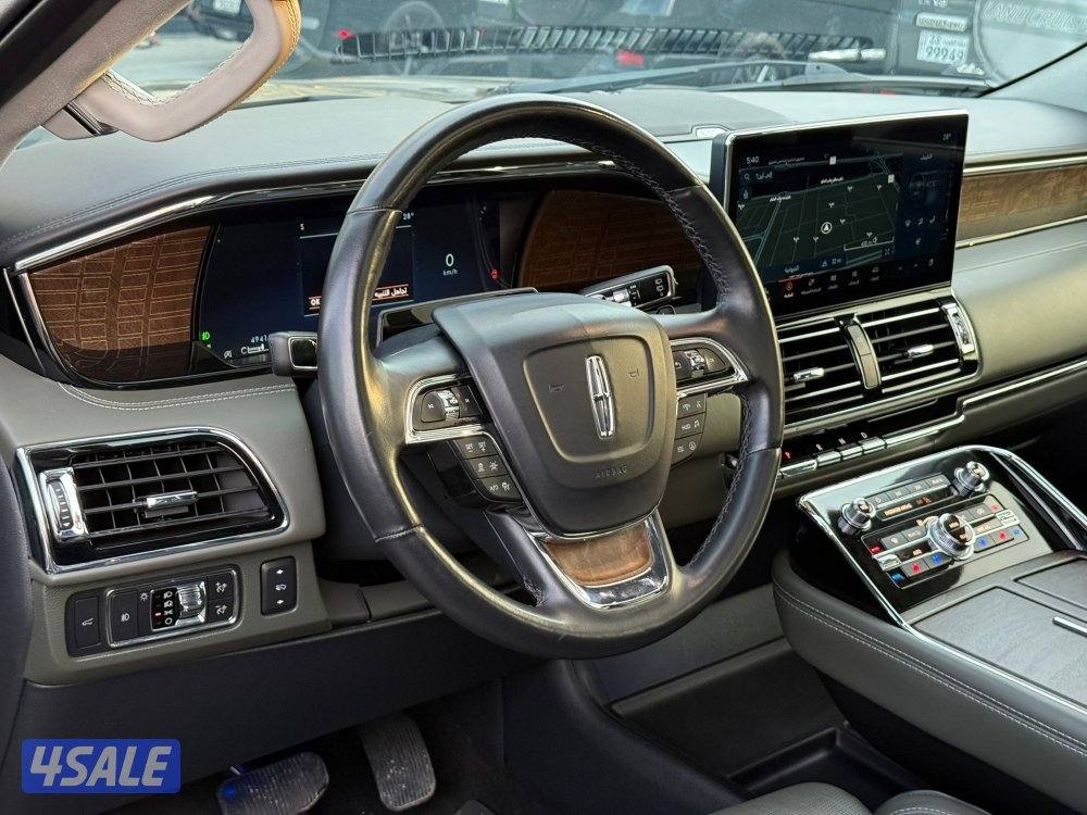 LINCOLN NAVIGATOR _2022 عداد 49 الف فقط6
