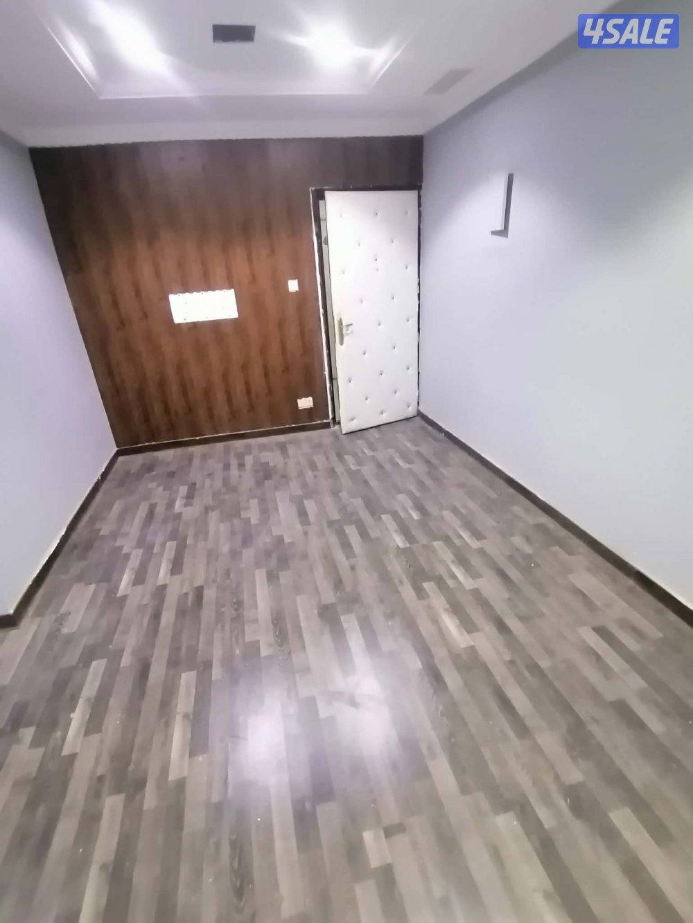 شقةللايجارغرفةصالة حمام مطبخ تشطيب جديد مصافط متوفرة على الخدمات متوفر10