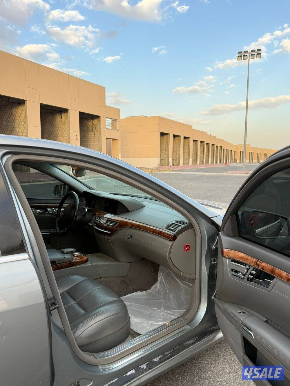 للبيع مرسيدس موديل 2006. s500 ماشي 2606