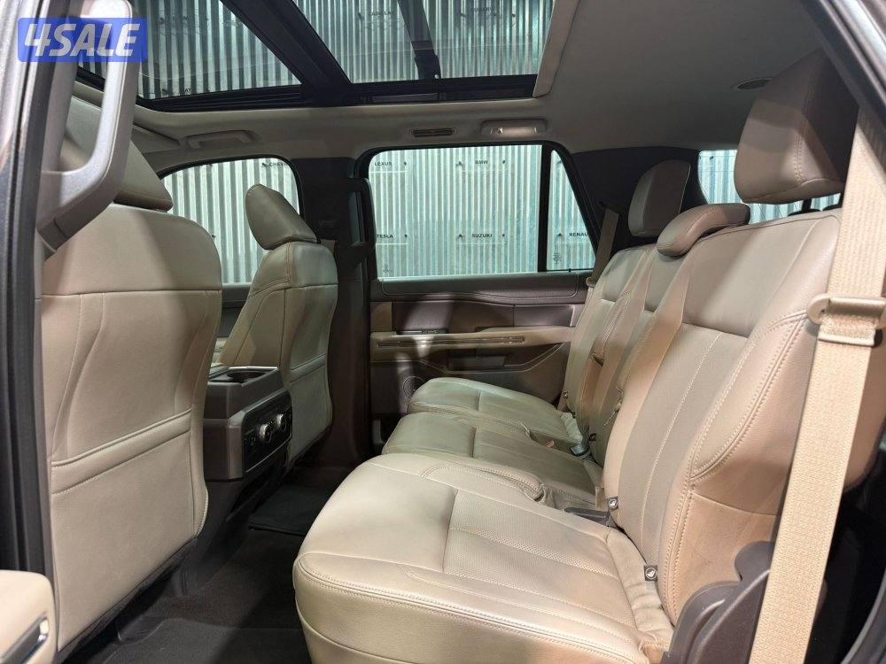 FORD EXPEDITION8