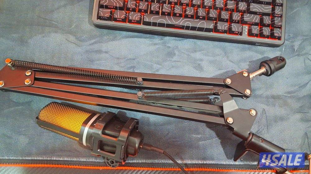 مايك خرافي مع ستاند و اضاء rgb1