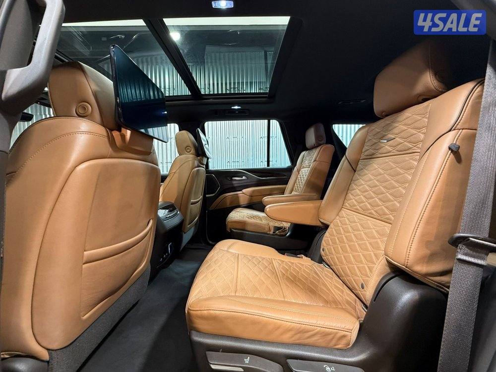 ESCALADE PREMIUM LUXURY8