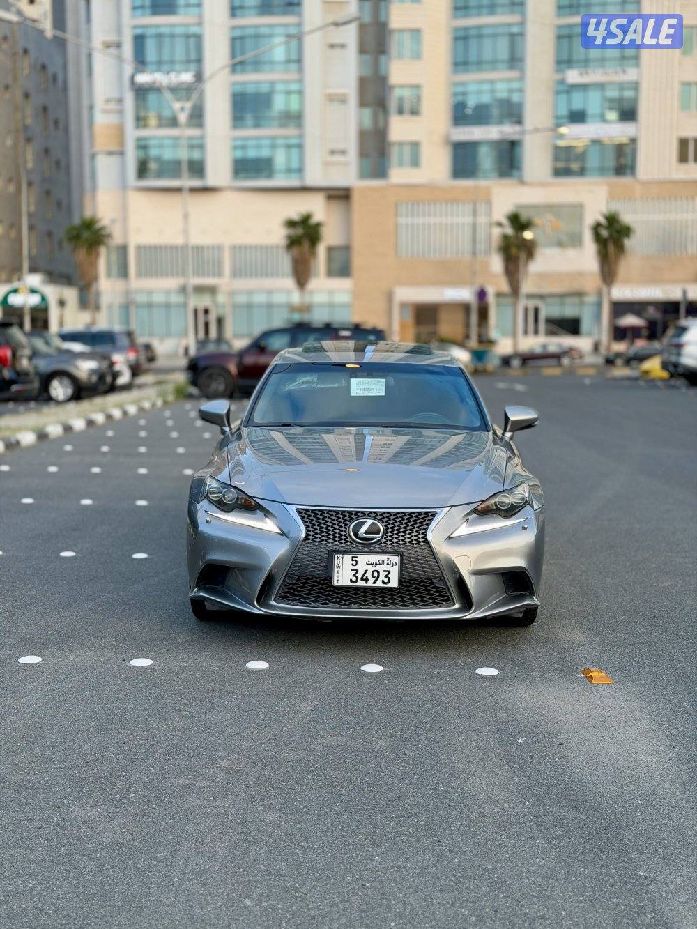 لكزس Isf 350 SPORT موديل 2014 عداد 158 الف بحالة الوكالة1