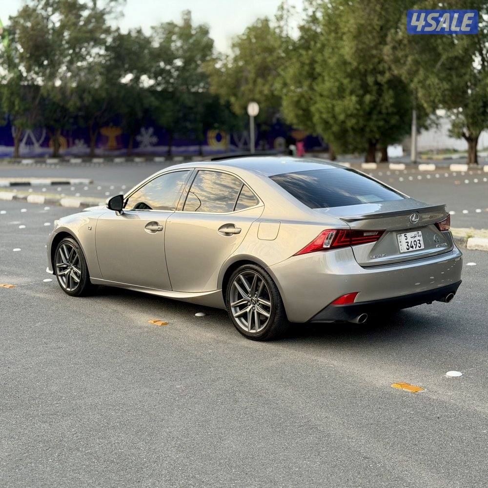 لكزس Isf 350 SPORT موديل 2014 عداد 158 الف بحالة الوكالة5