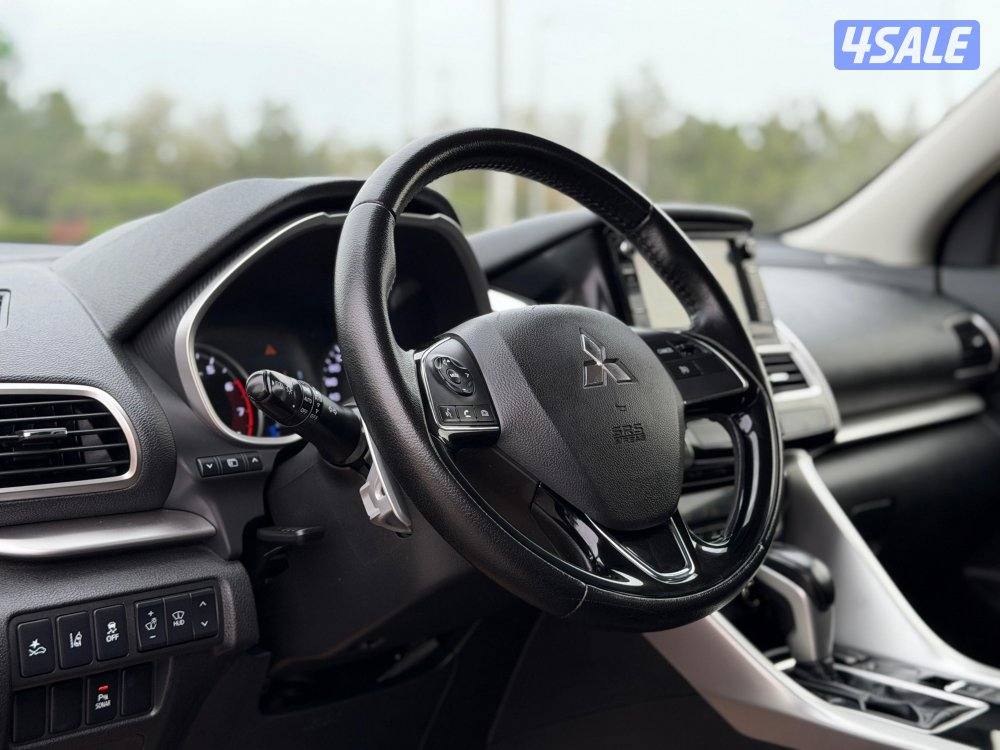 للبيع ميتسوبيشي ECLIPSE CROSS موديل 2018 وارد الملا7