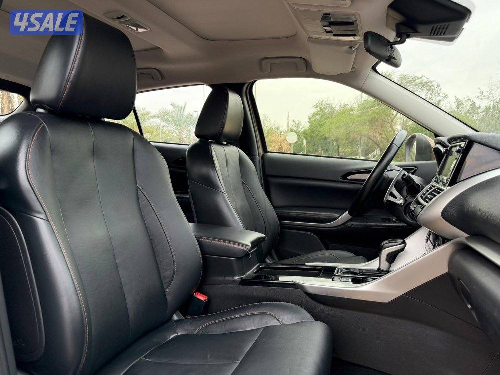 للبيع ميتسوبيشي ECLIPSE CROSS موديل 2018 وارد الملا8