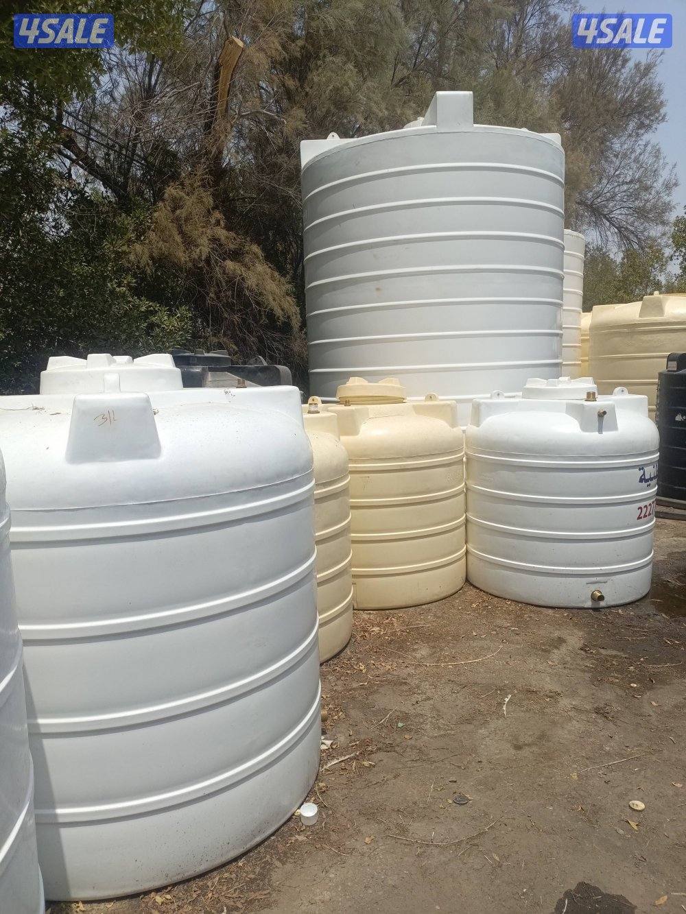 يوجدخزانات مياه وسخانات مركزية0