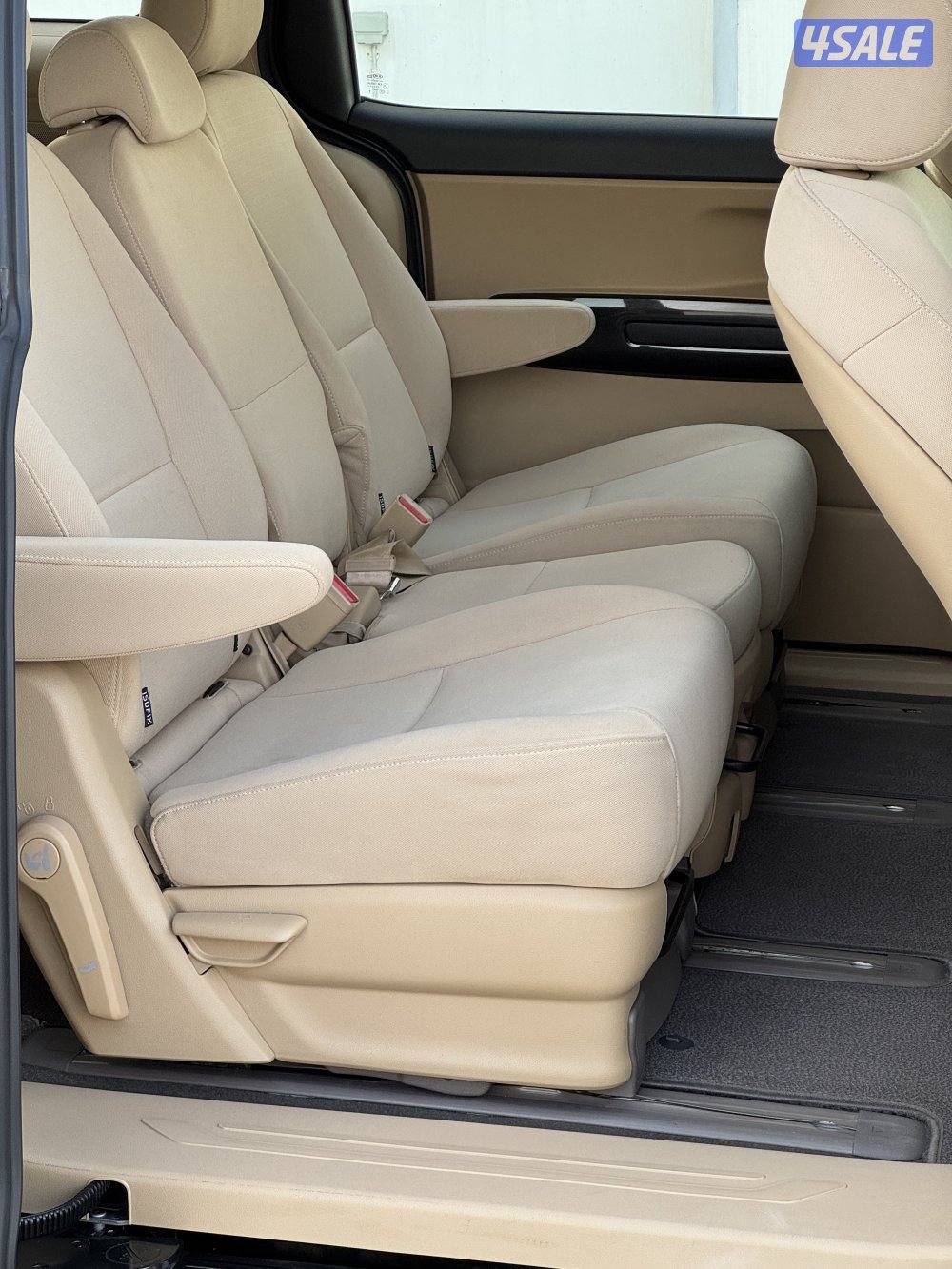 كيا كرنفال 2020 المطوع عداد 143 ألف كامل المواصفات7