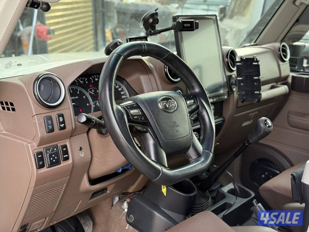 LAND CRUISER LX V8 _2018 صبغ الوكالة7