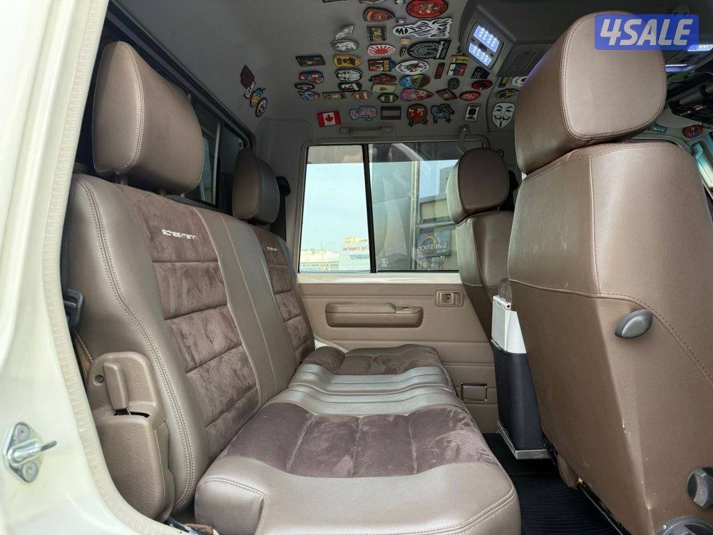 LAND CRUISER LX V8 _2018 صبغ الوكالة9