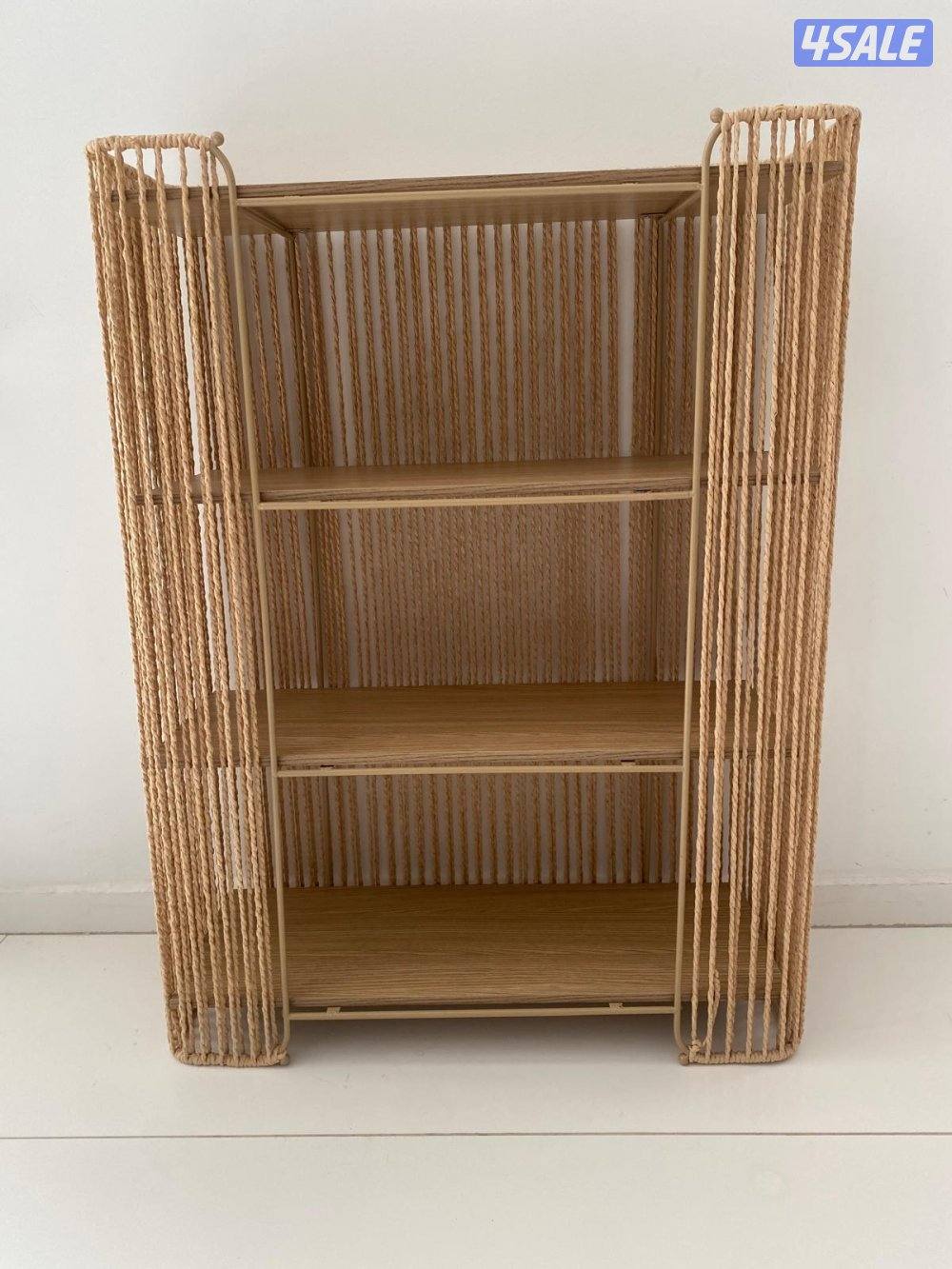 طاولة + أرفف للبيع1