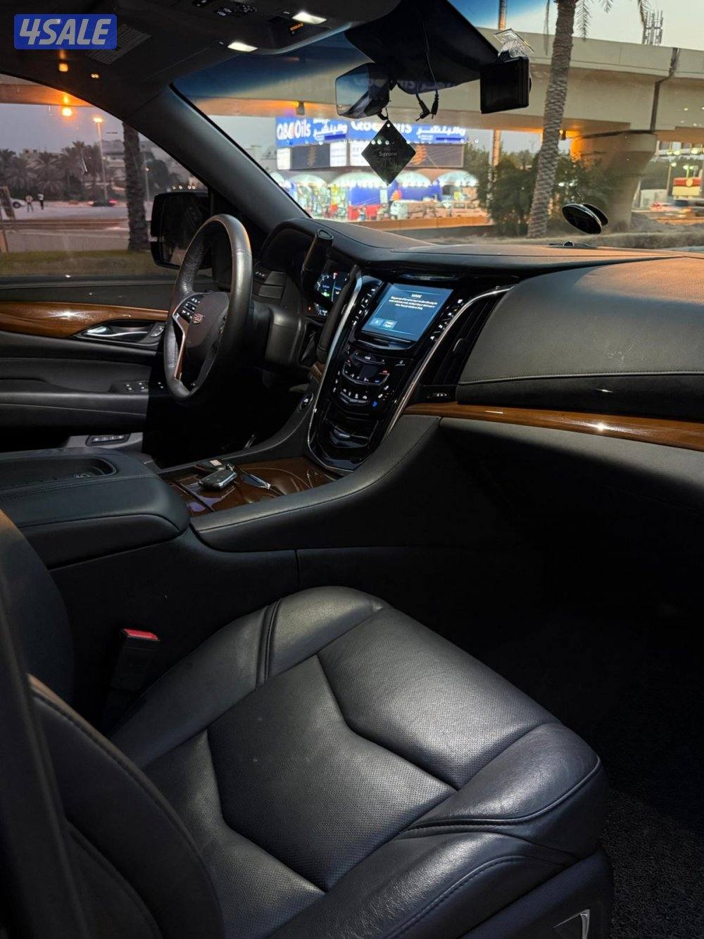 كاديلاك سكاليد بلاتينيوم7