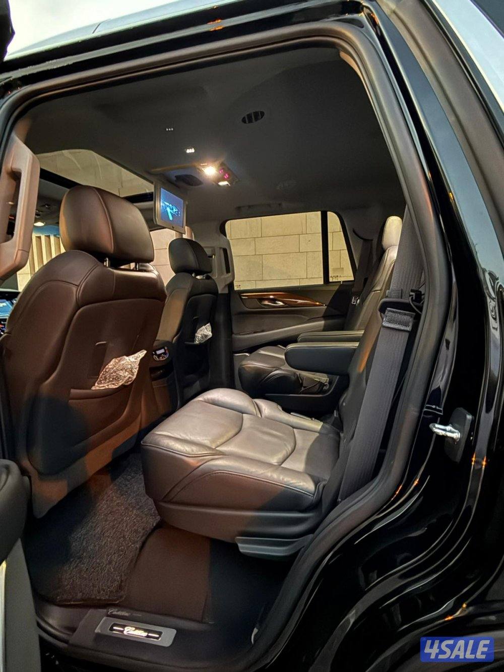 كاديلاك سكاليد بلاتينيوم12