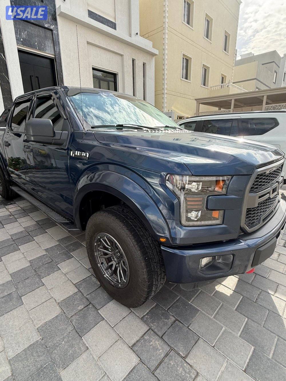 للبيع فورد وانيت8