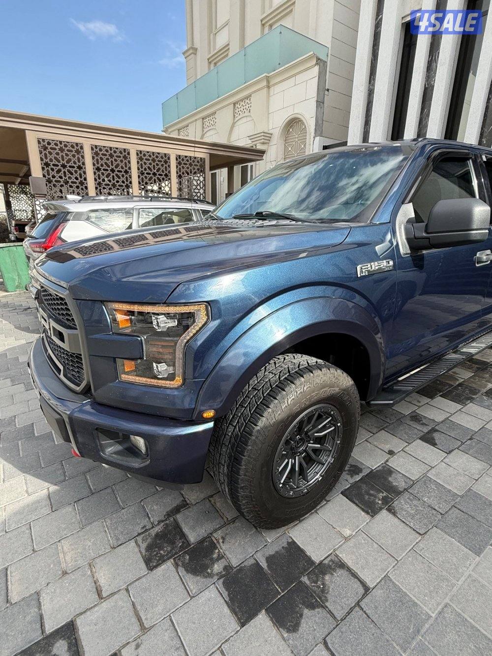 للبيع فورد وانيت9