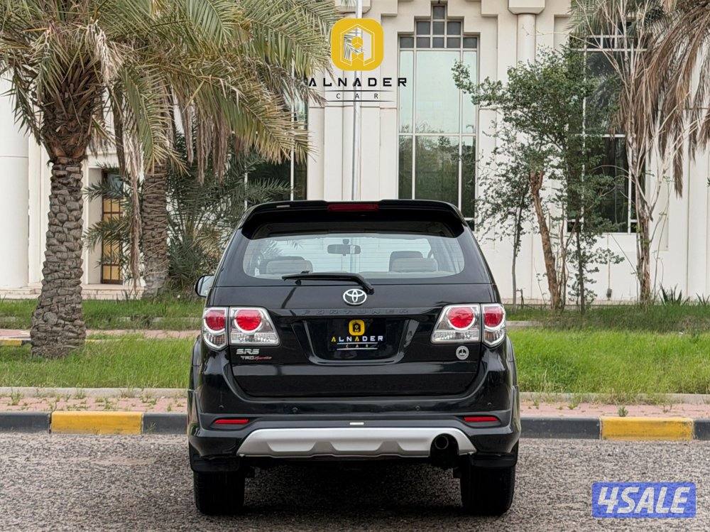 للبيع فورتنر SR5 TRD V4 موديل 2014  بحالة الوكاله4