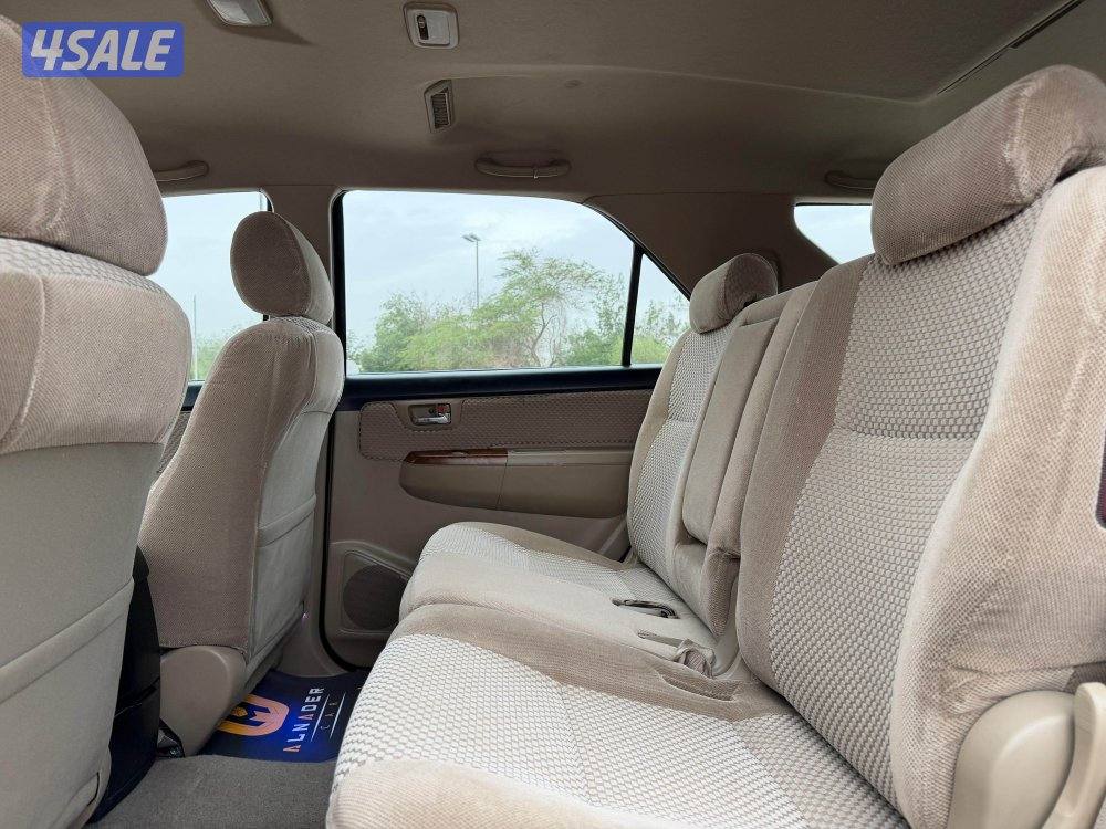 للبيع فورتنر SR5 TRD V4 موديل 2014  بحالة الوكاله10