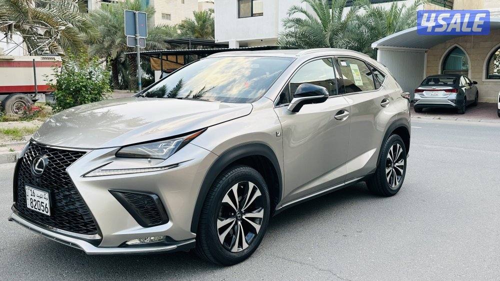 للبيع لكزس NX300F0